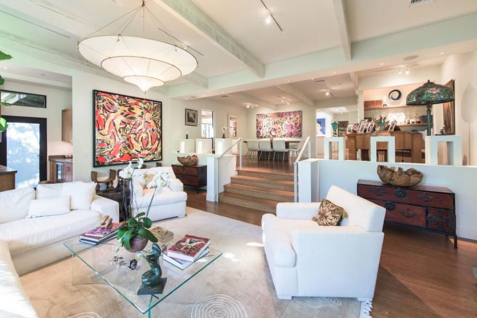 Jane Fonda's stunning contemporary